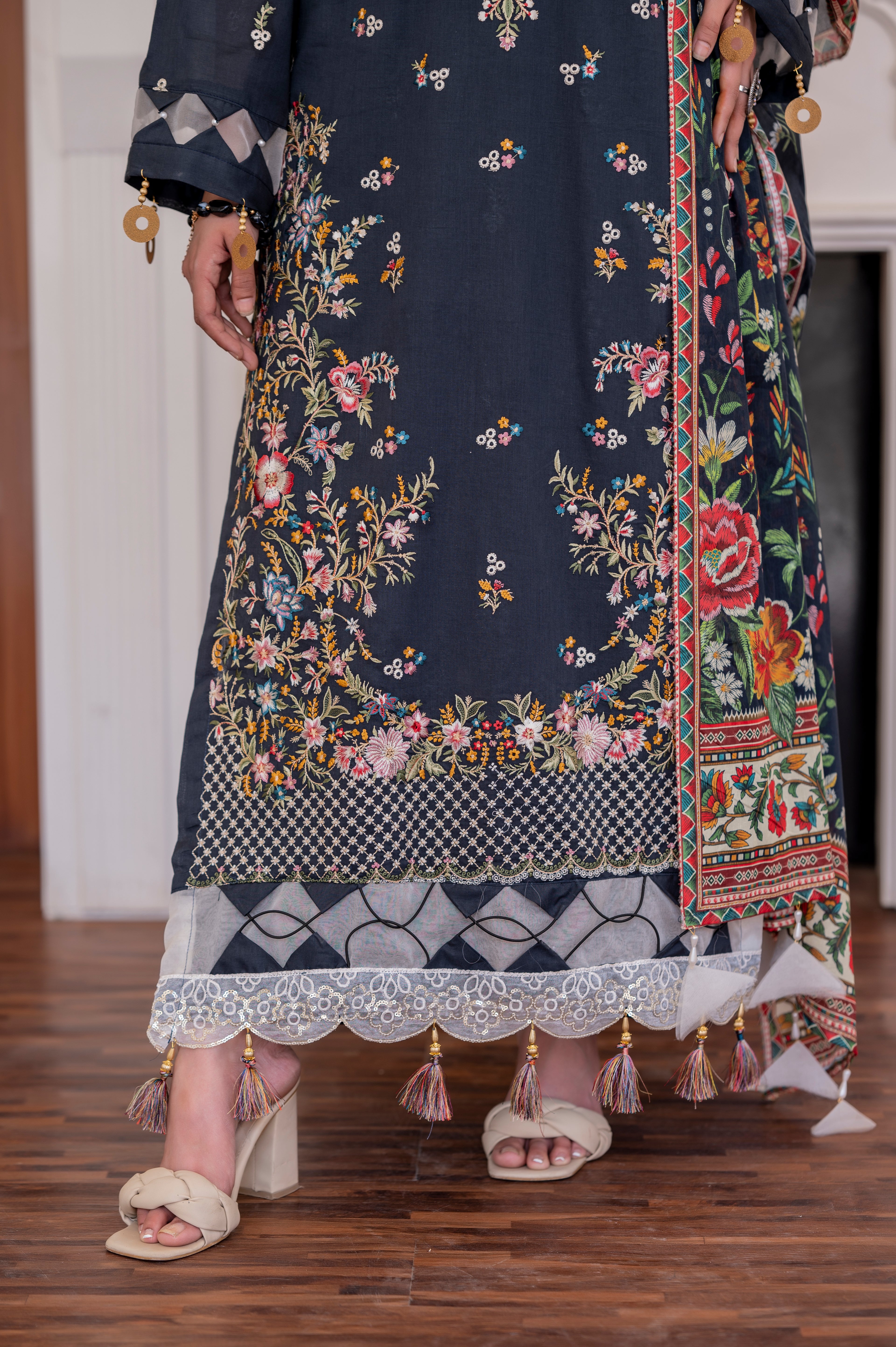 SAHIBA-01
