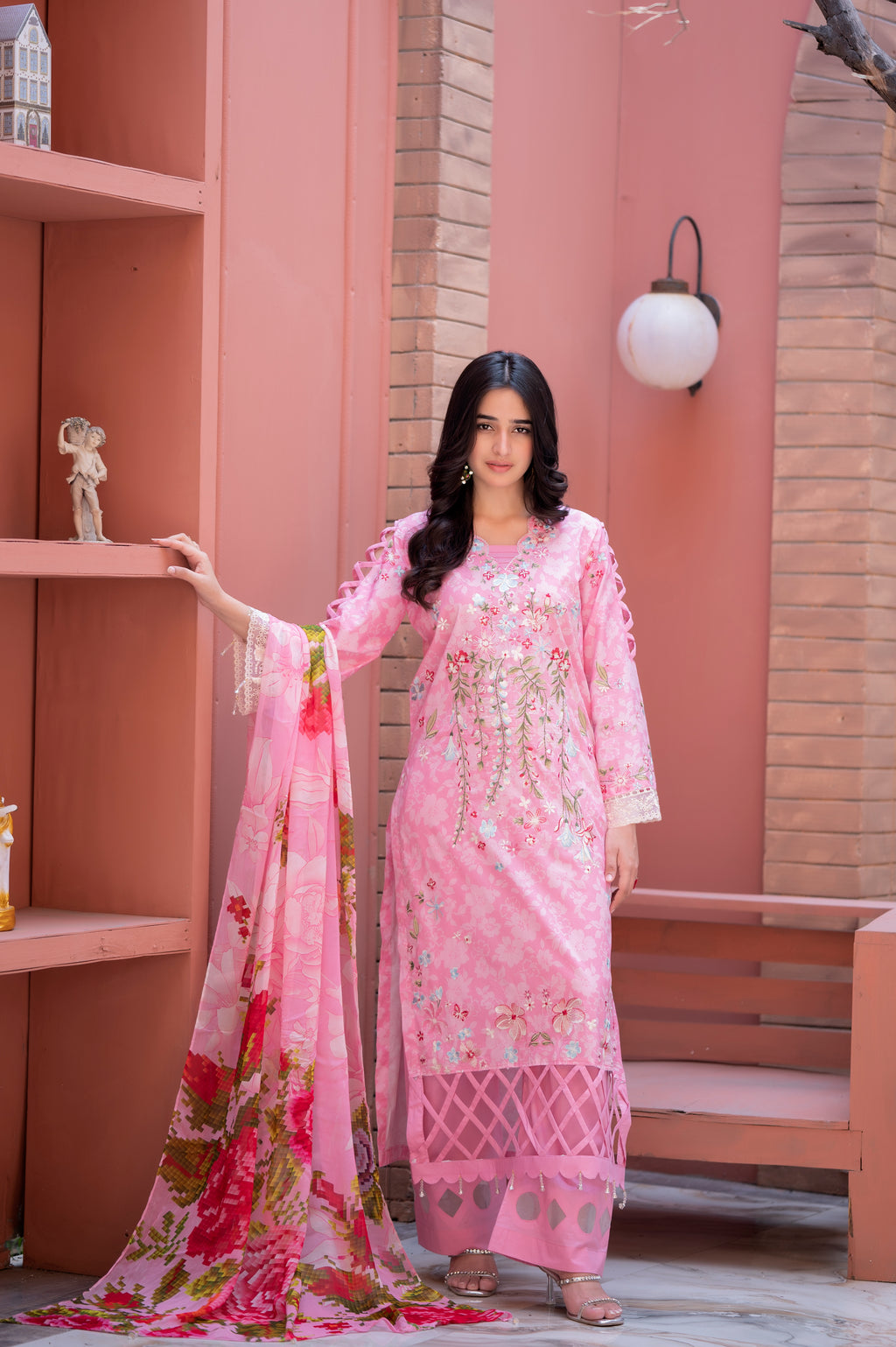 FLORUM BY NUR'-15