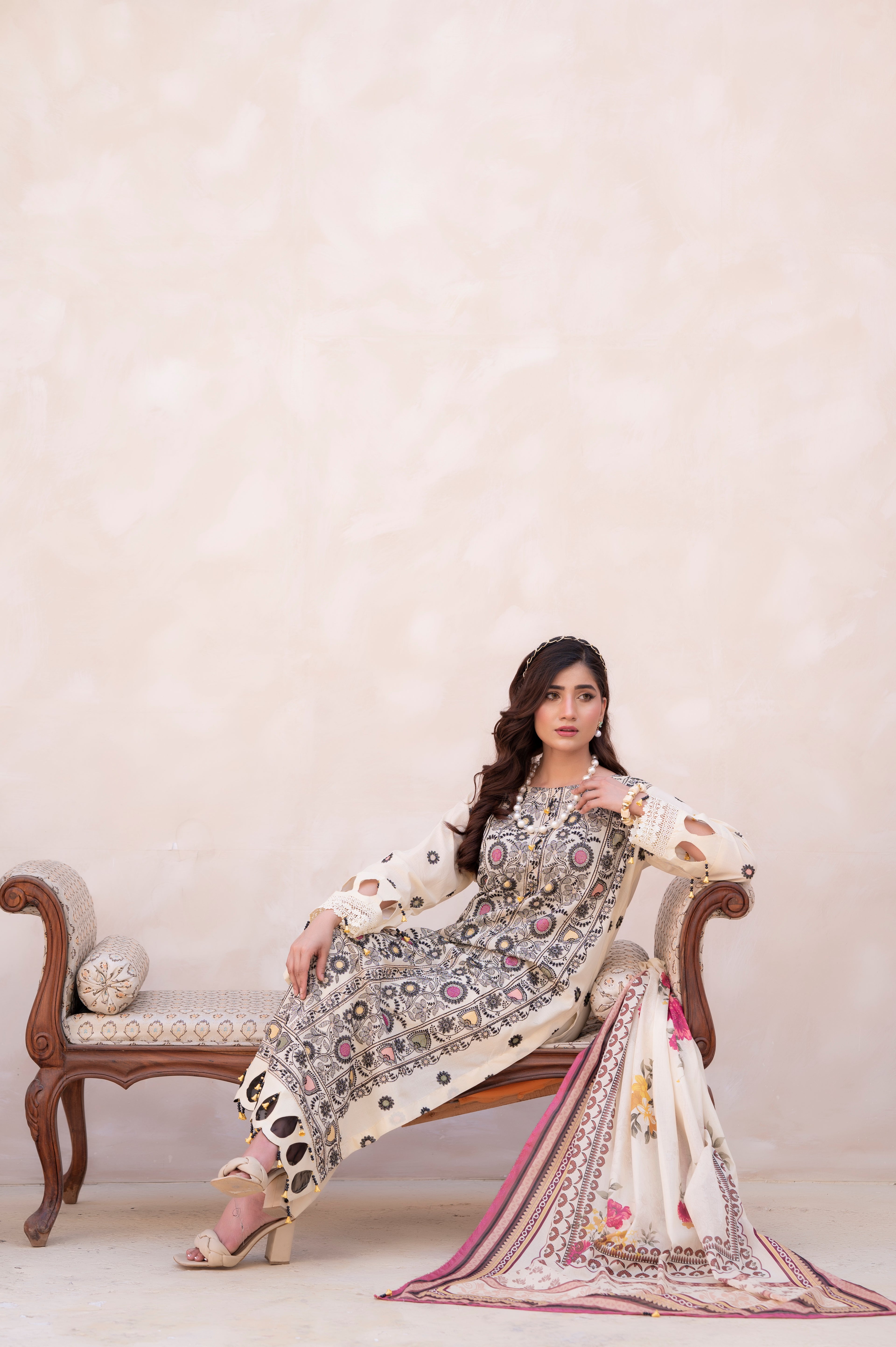SAHIBA-04