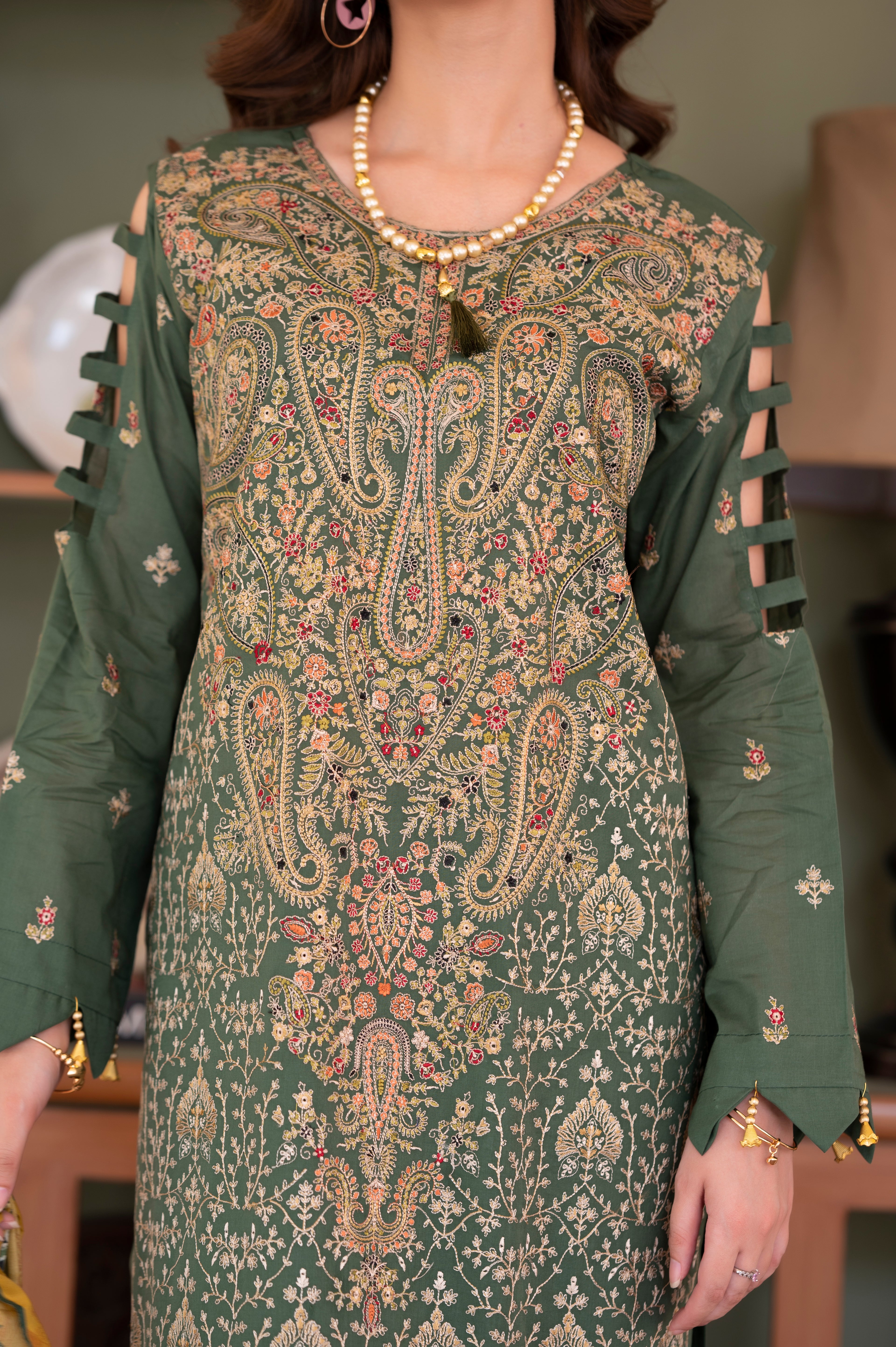 SAHIBA-04
