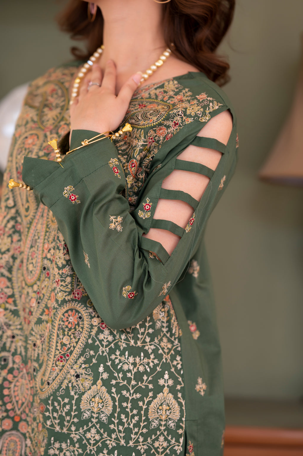 SAHIBA-04