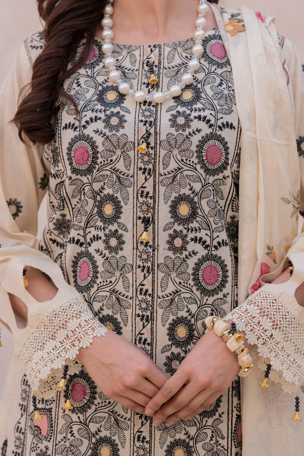 SAHIBA-04