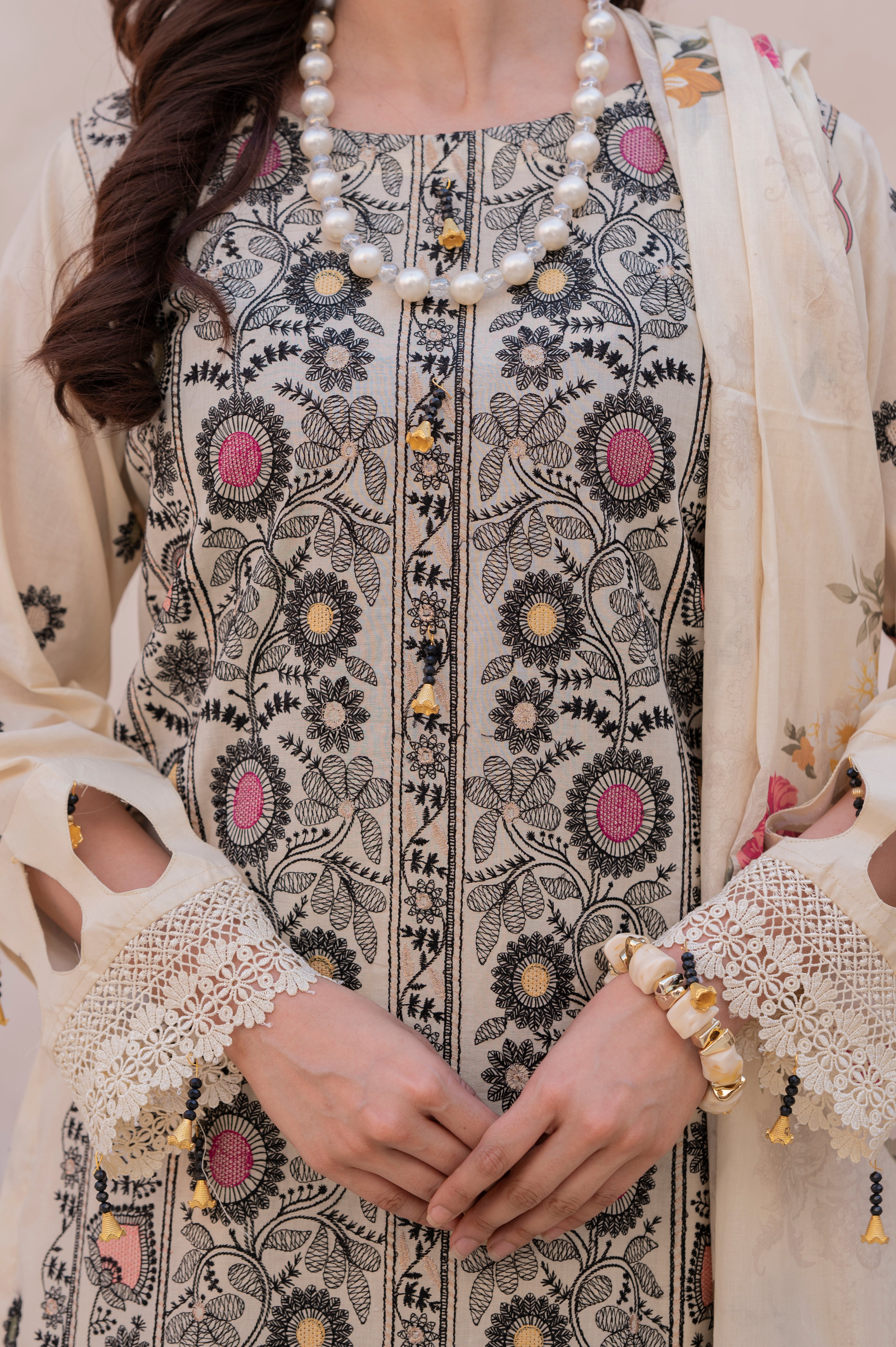 SAHIBA-04