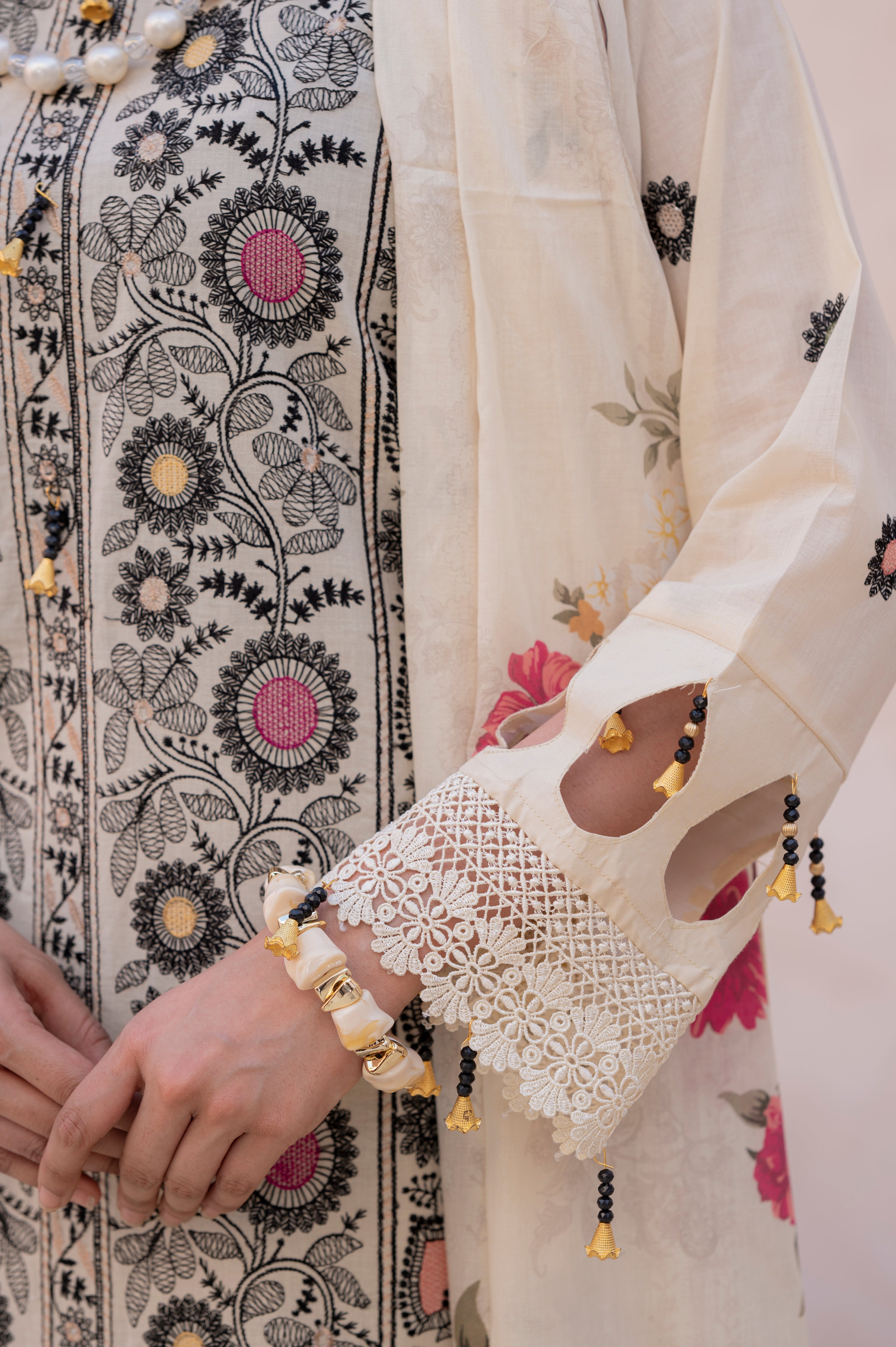 SAHIBA-04