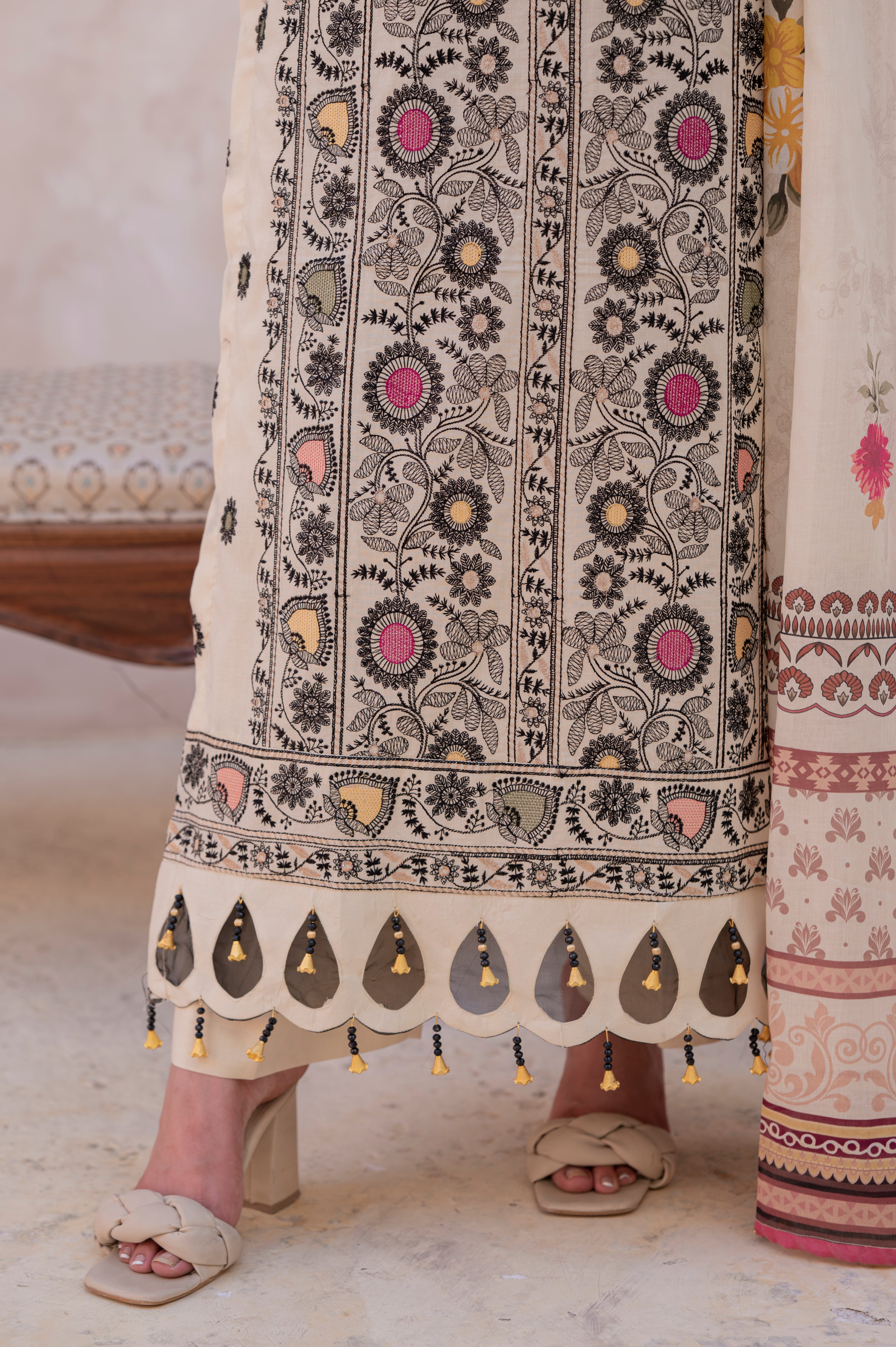 SAHIBA-04