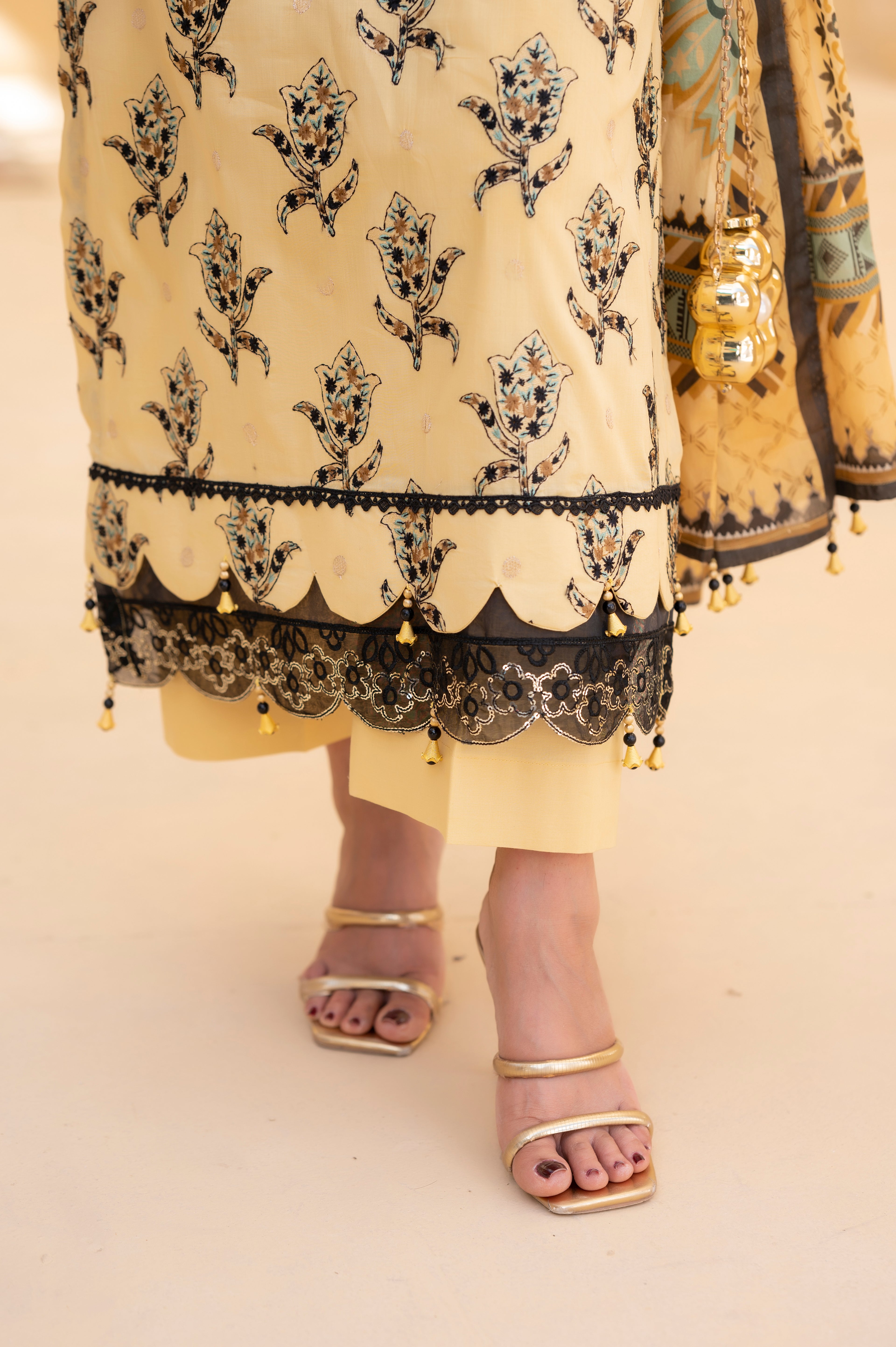 SAHIBA-05