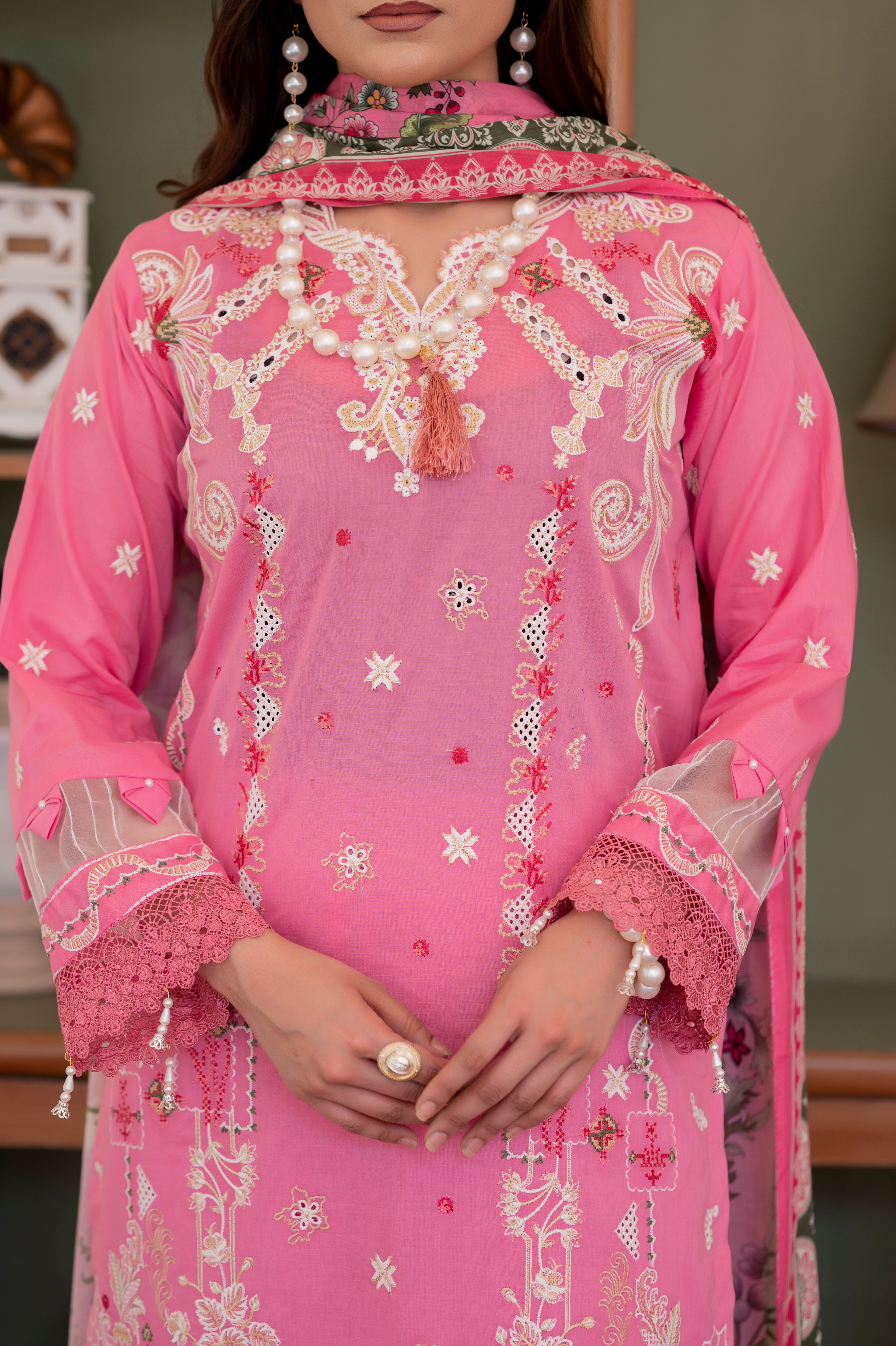 SAHIBA-06