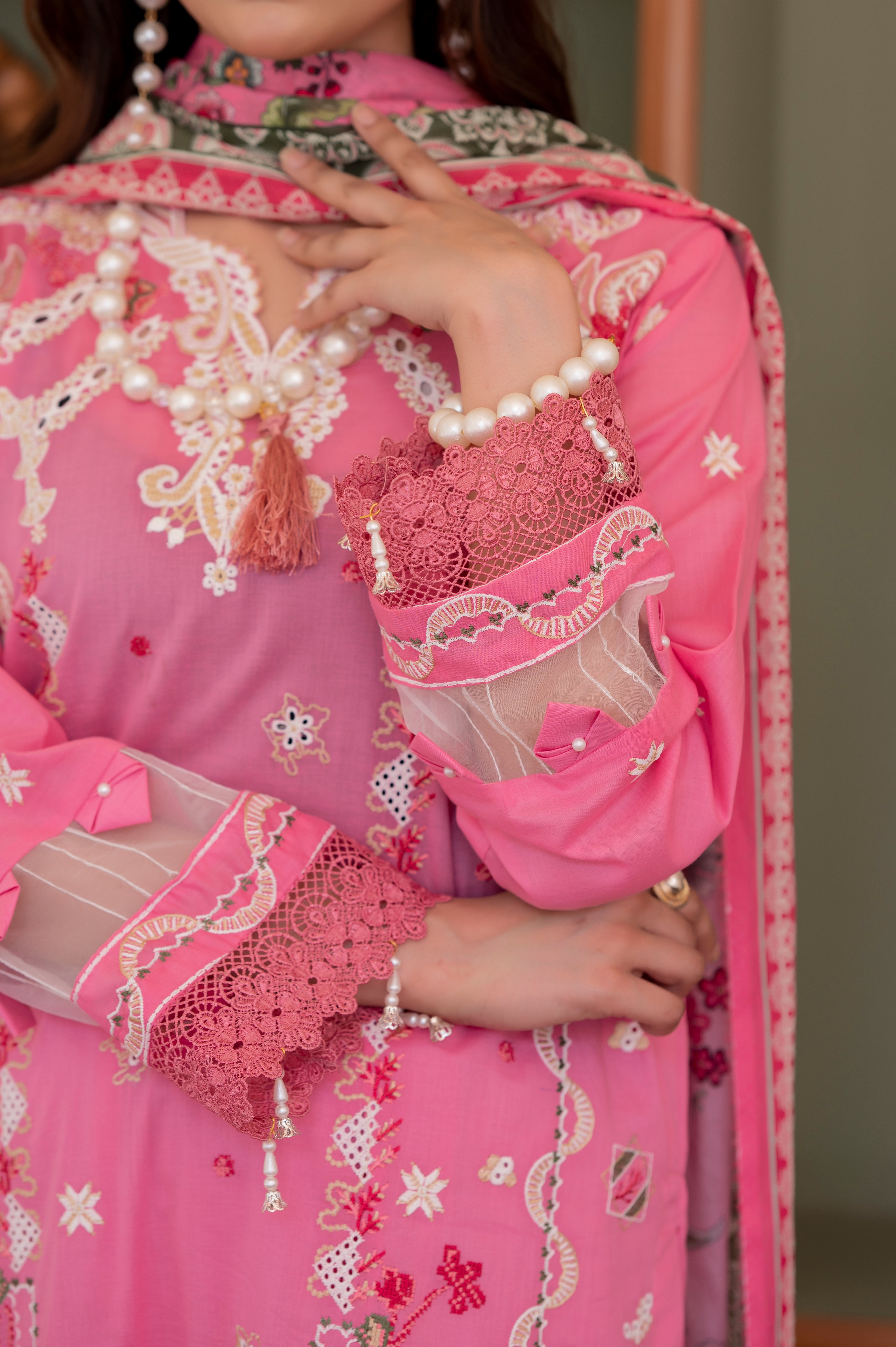SAHIBA-06