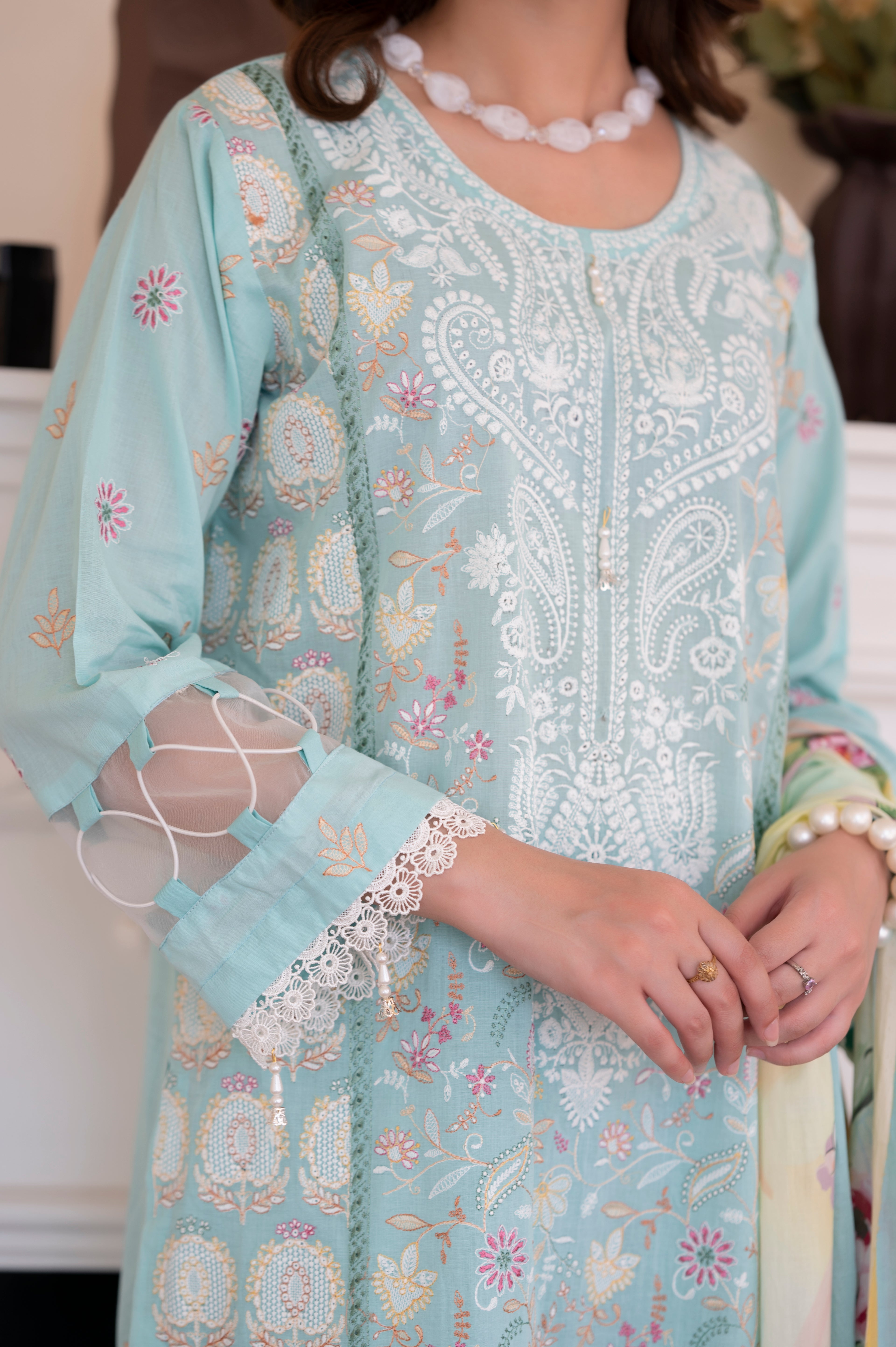 SAHIBA-08