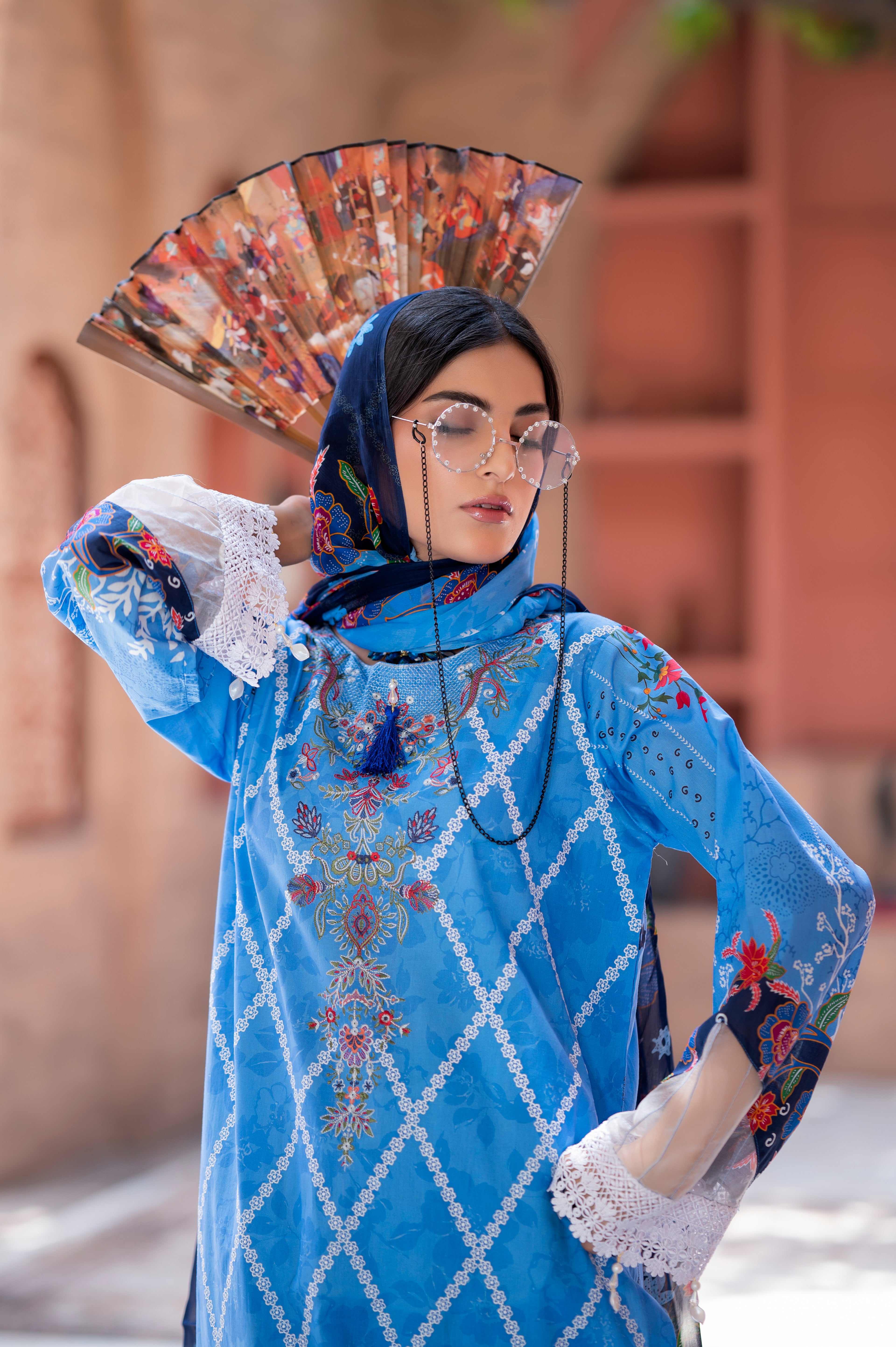 FLORUM BY NUR'-12