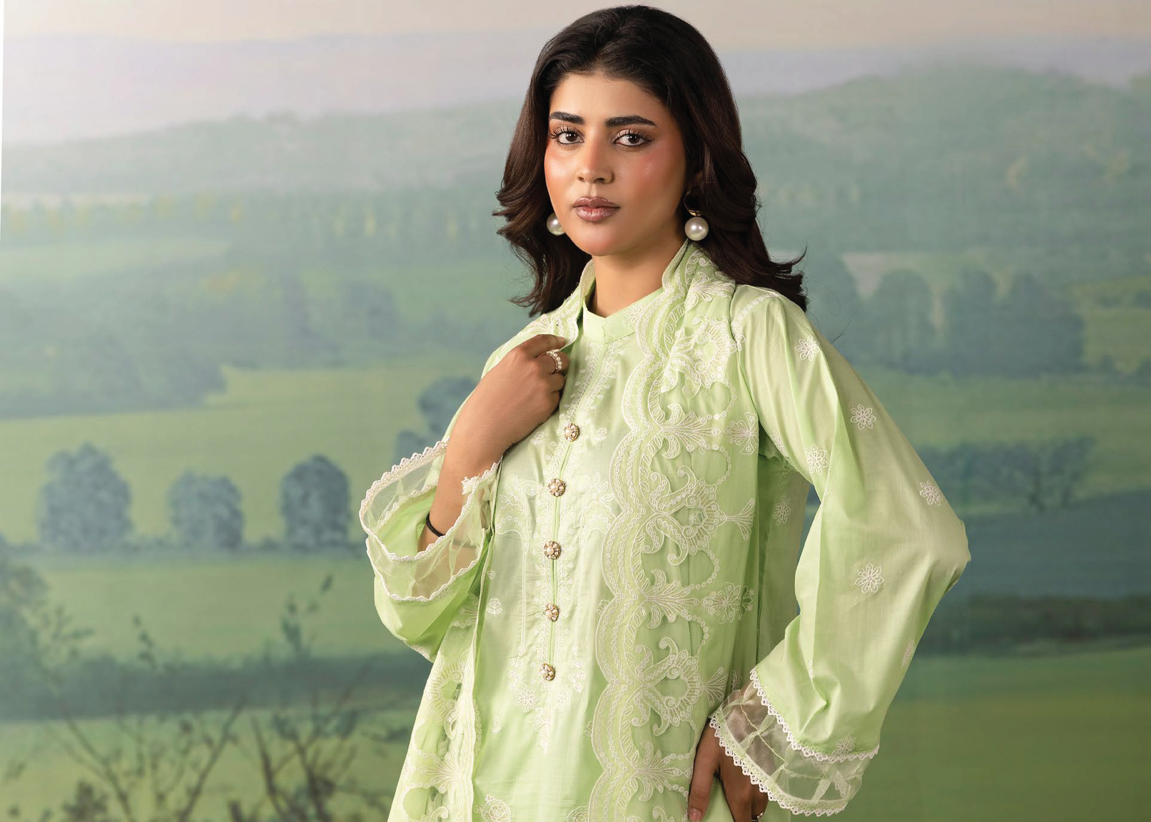 KHOOBSURAT-04