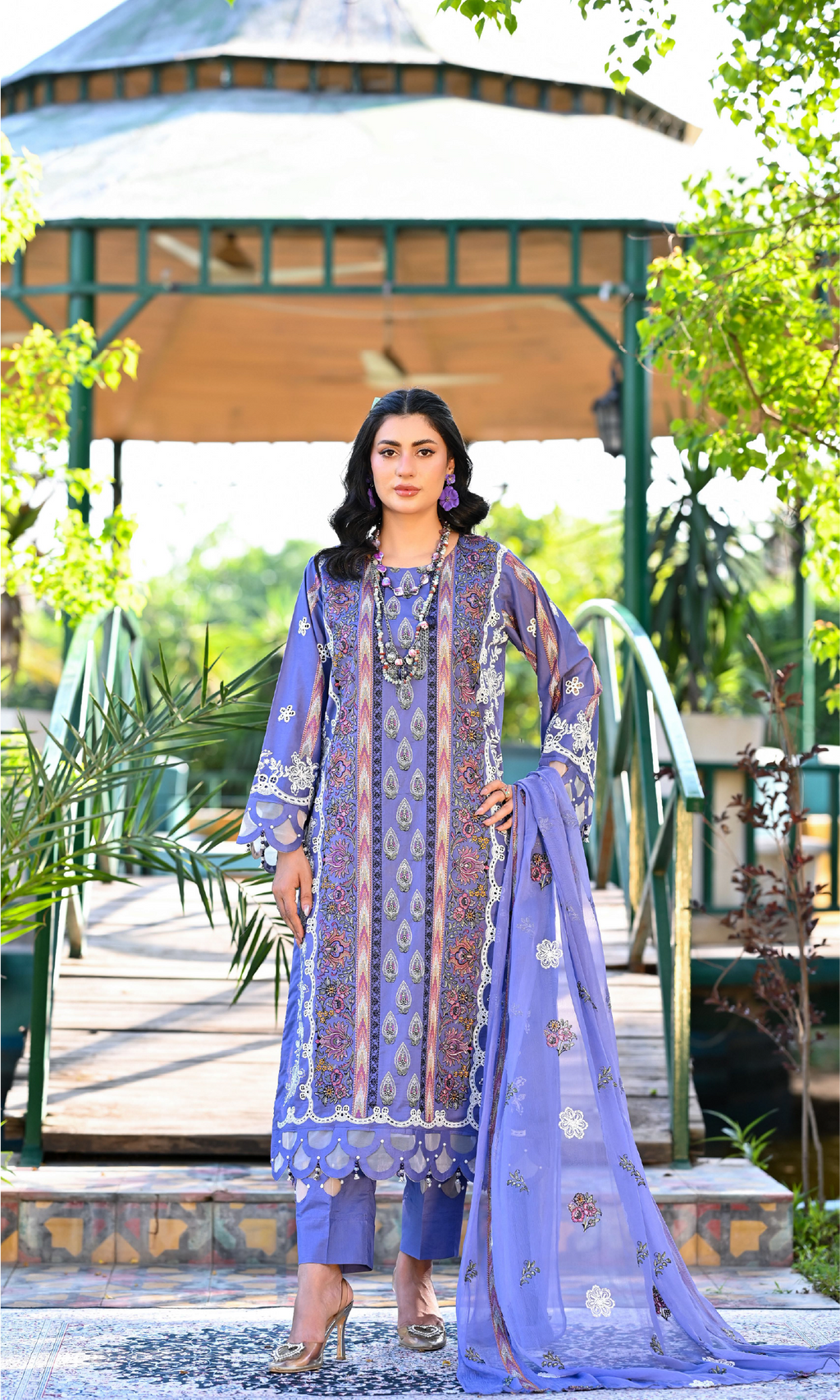 Khoobsurat By NUR'-08