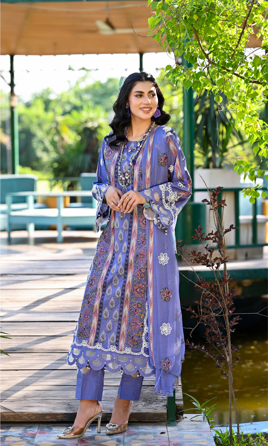 Khoobsurat By NUR'-08