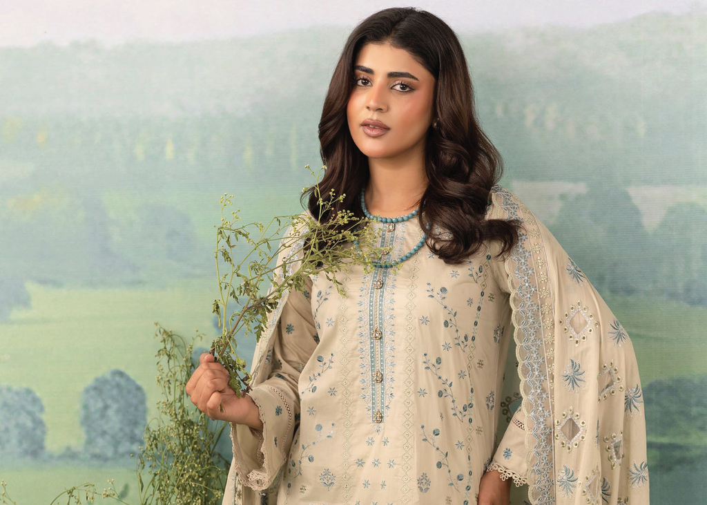 KHOOBSURAT-06