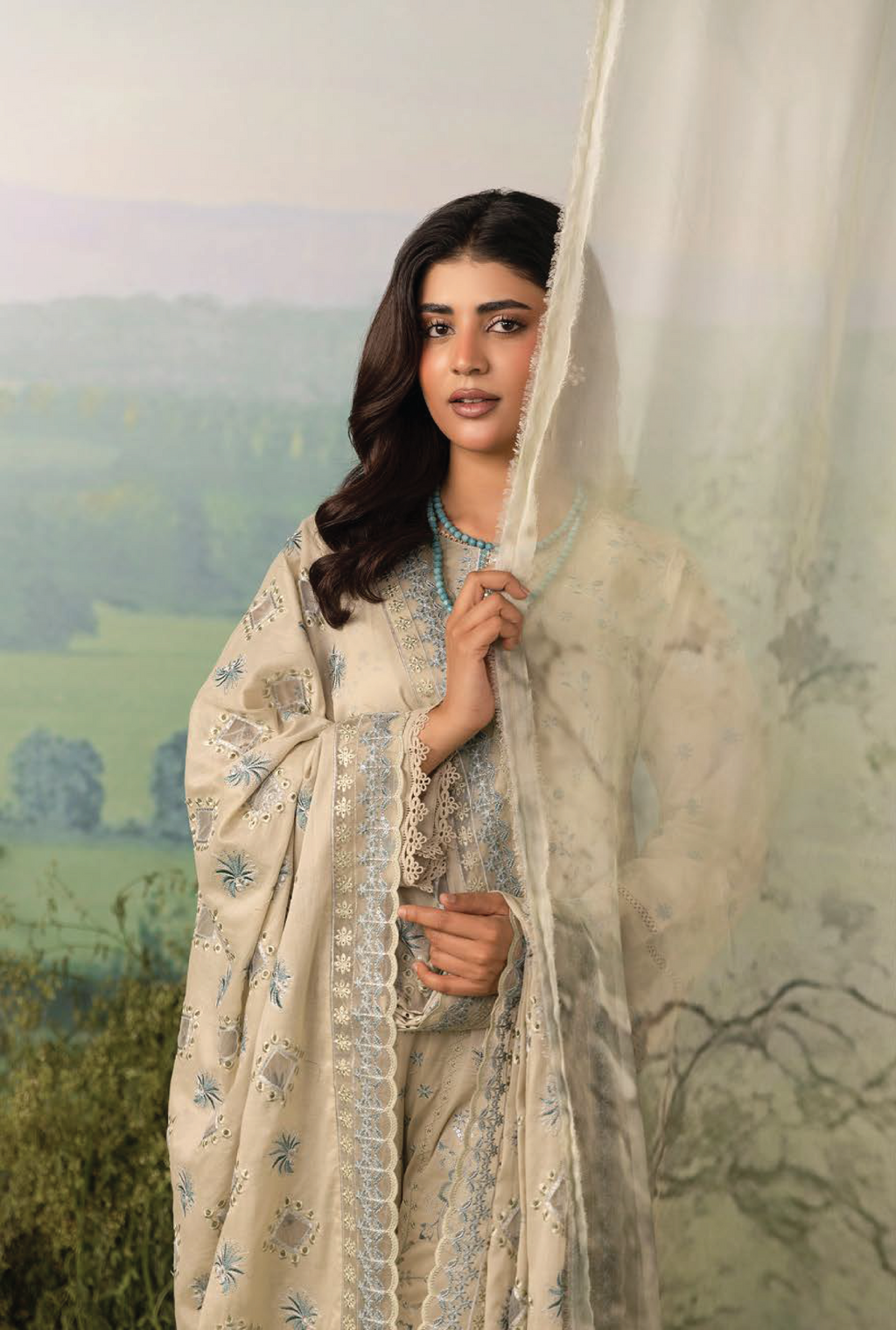KHOOBSURAT-06