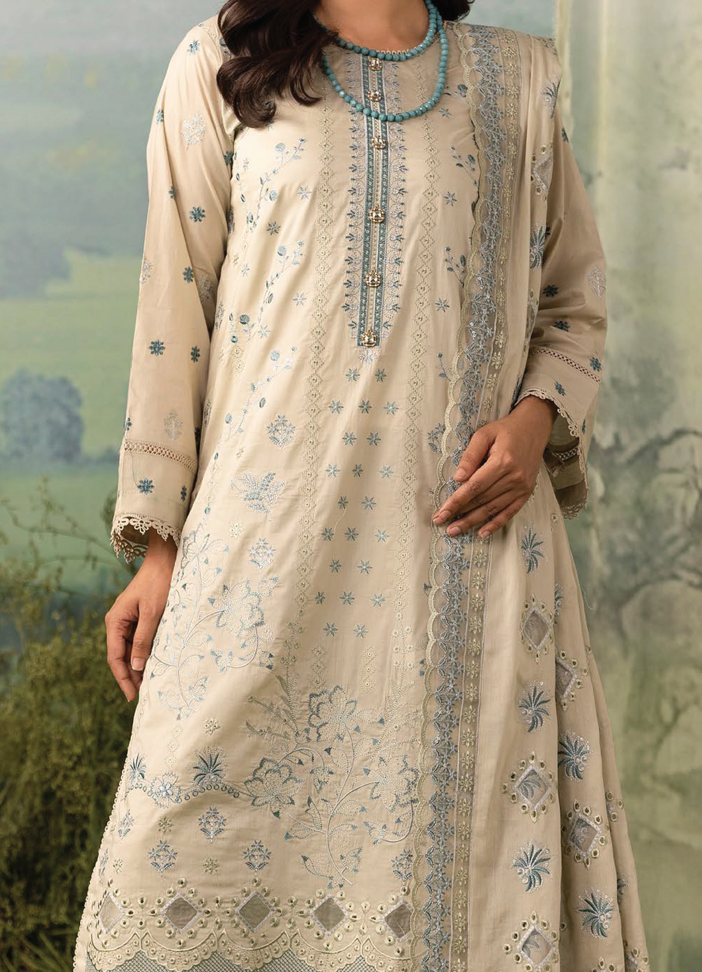 KHOOBSURAT-06