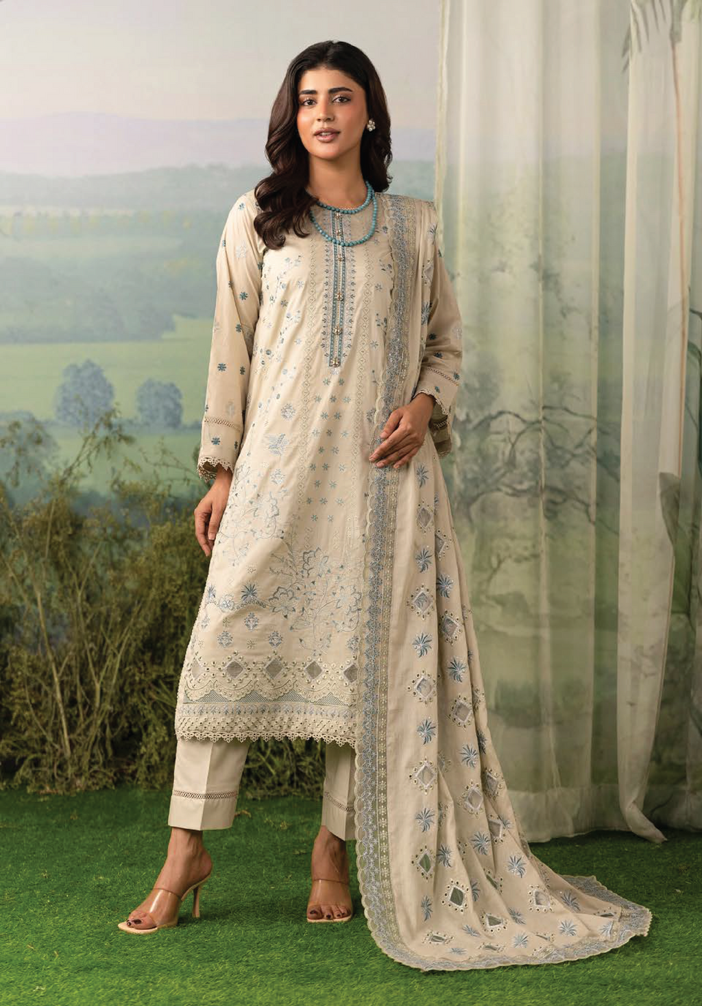 KHOOBSURAT-06