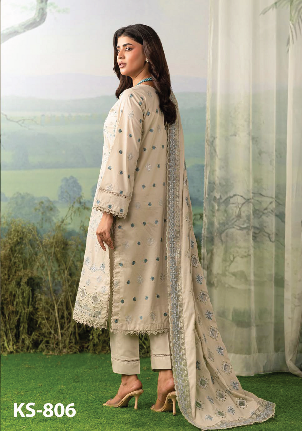 KHOOBSURAT-06