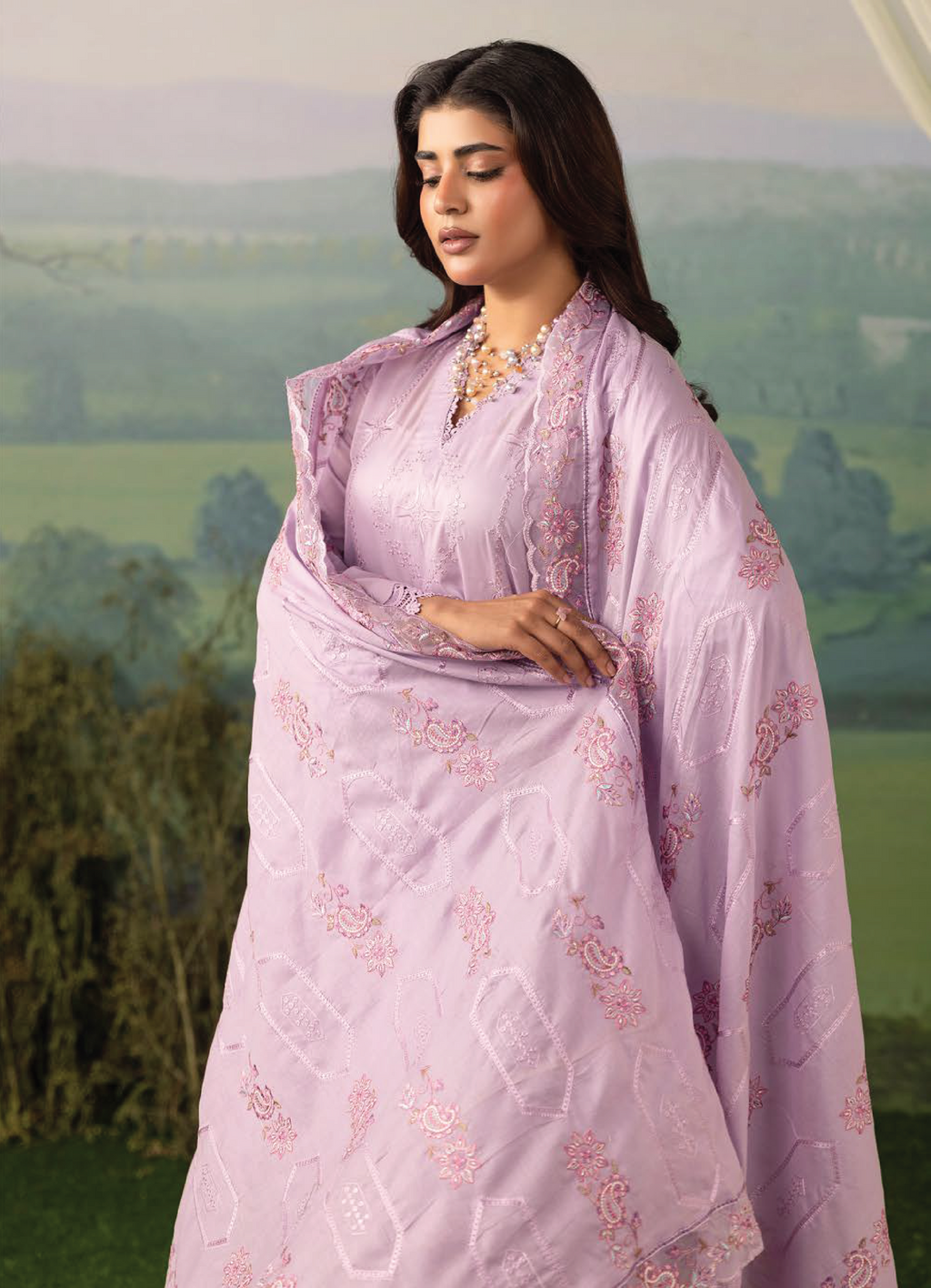 KHOOBSURAT-07