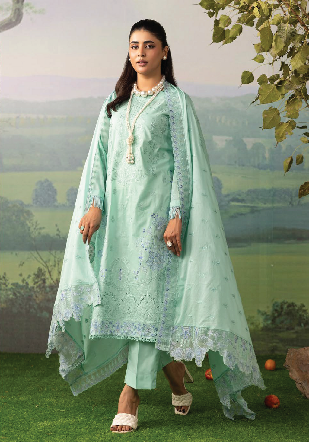 KHOOBSURAT-08