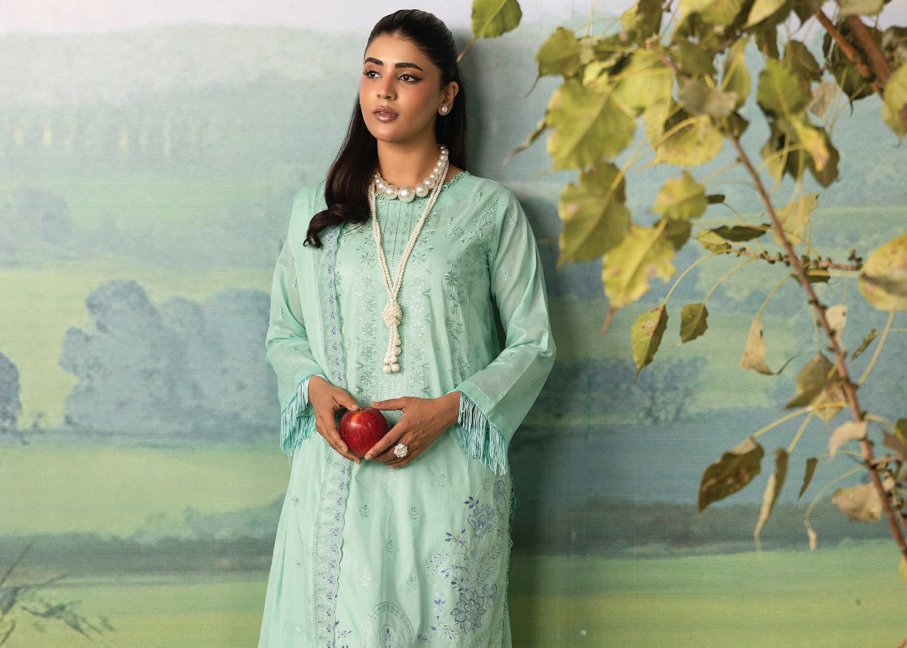 KHOOBSURAT-08