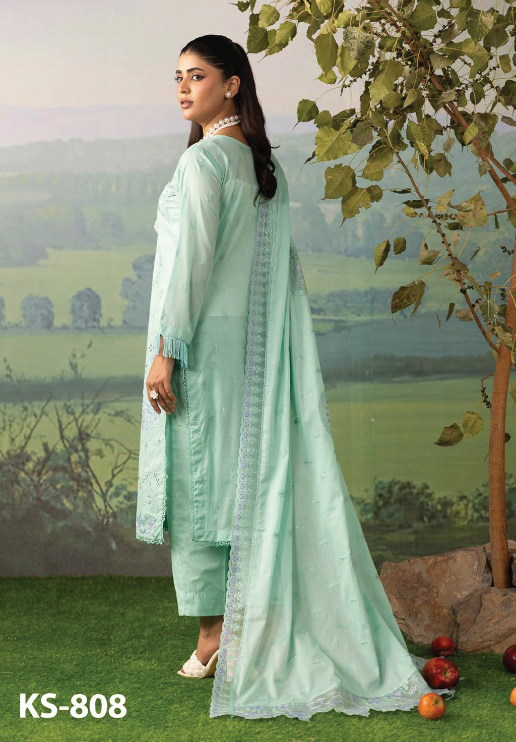 KHOOBSURAT-08