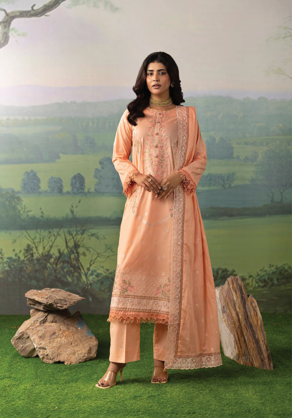 KHOOBSURAT-01