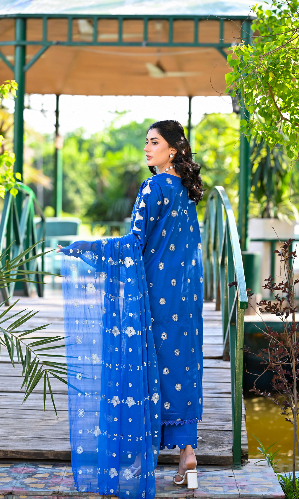 Khoobsurat By NUR'-09